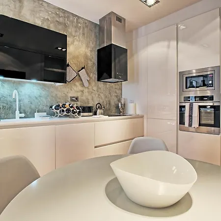Apartment Amoreiras Luxurious By Village *